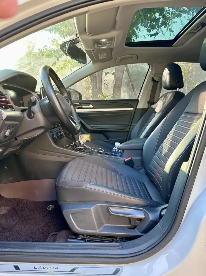 Volkswagen Lavida 2023 Model 280TSI DSG Starry Sky Yongyi Edition – фото 9
