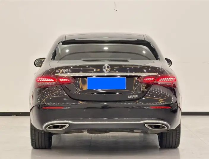Mercedes-Benz E-Class 2022 Model E 300 L Luxury Model sedan – фото 3