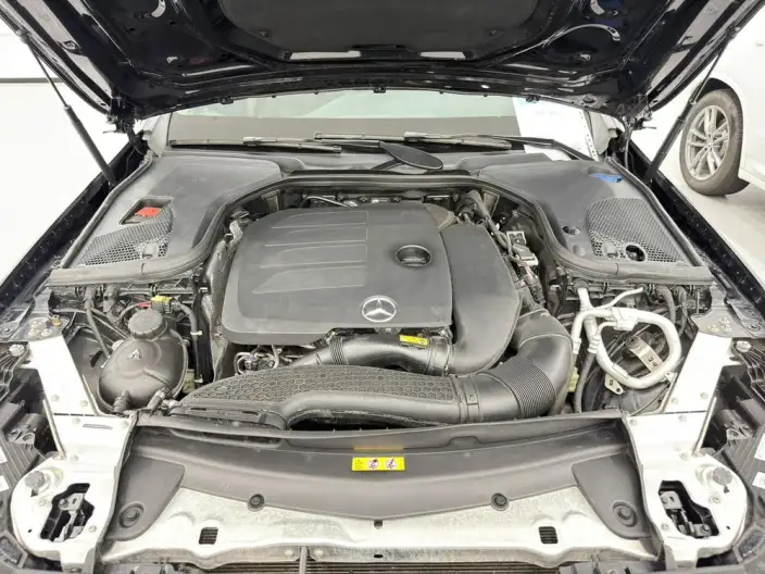 Mercedes-Benz E-Class 2022 Model E 300 L Luxury Model sedan – фото 5