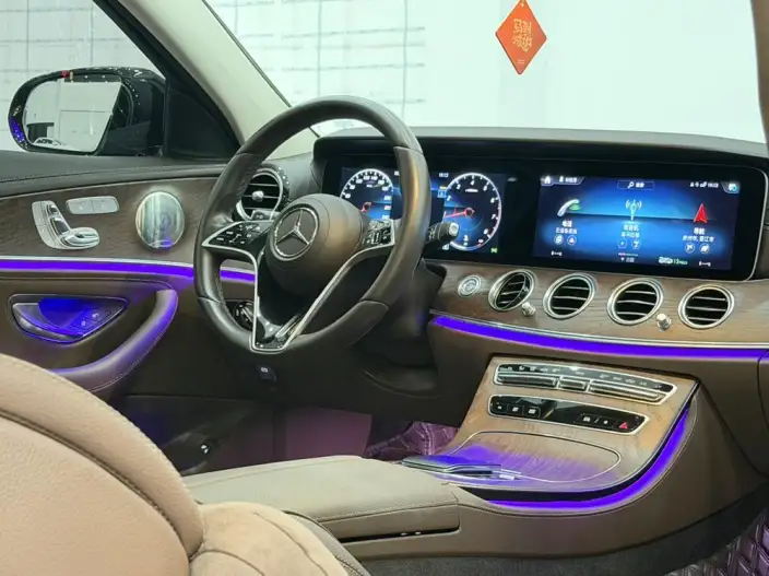 Mercedes-Benz E-Class 2022 Model E 300 L Luxury Model sedan – фото 9