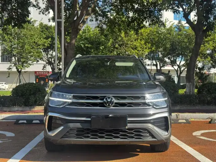 Volkswagen Tharu 2024 Model 300TSI 2WD Crescent Moon Edition – фото 2