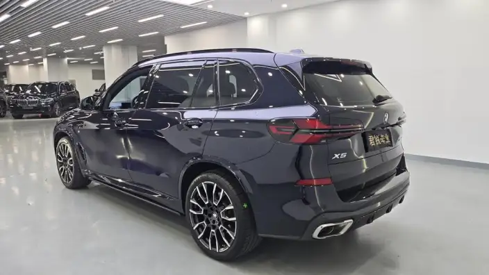 BMW X5 2023 Model xDrive40Li M Sports Night Set – фото 5