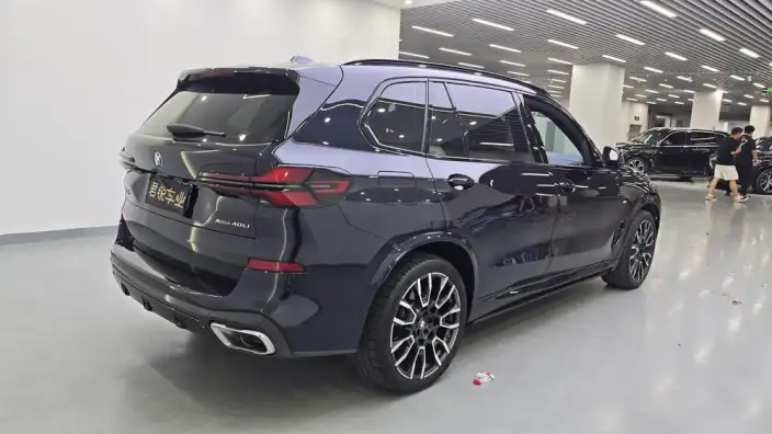 BMW X5 2023 Model xDrive40Li M Sports Night Set – фото 6