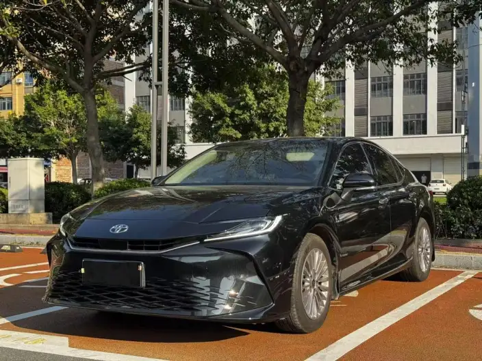 Toyota Camry 2024 Model 2.0GVP Deluxe Edition – фото 1