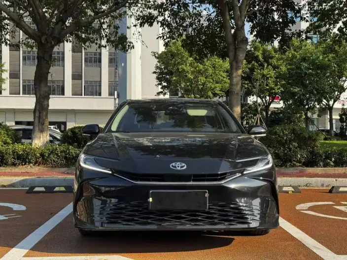Toyota Camry 2024 Model 2.0GVP Deluxe Edition – фото 2