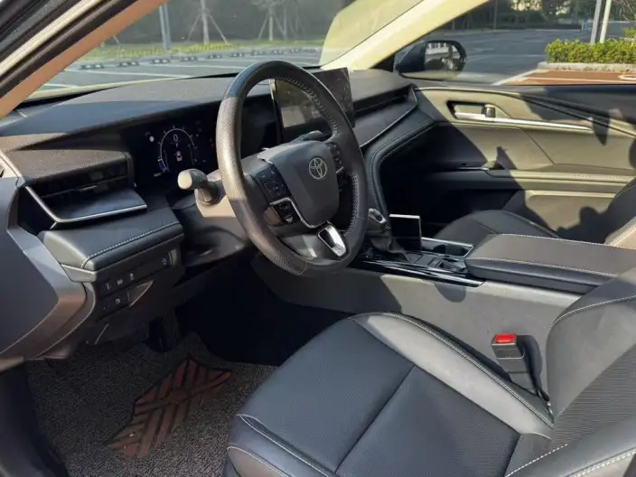 Toyota Camry 2024 Model 2.0GVP Deluxe Edition – фото 8