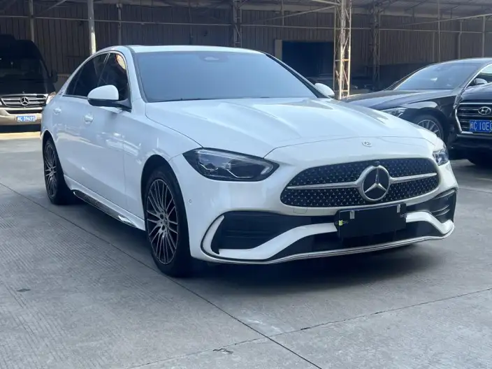 Mercedes-Benz C-Class 2025 Model C 200 L Sports Edition – фото 3