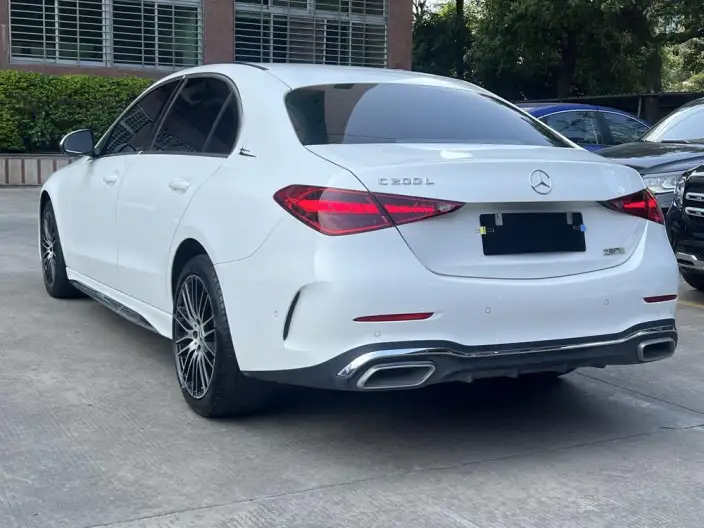 Mercedes-Benz C-Class 2025 Model C 200 L Sports Edition – фото 4