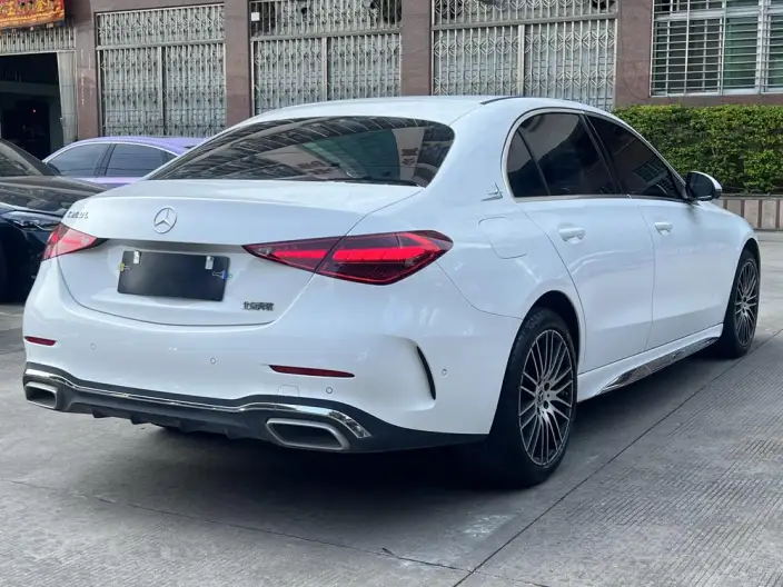 Mercedes-Benz C-Class 2025 Model C 200 L Sports Edition – фото 6
