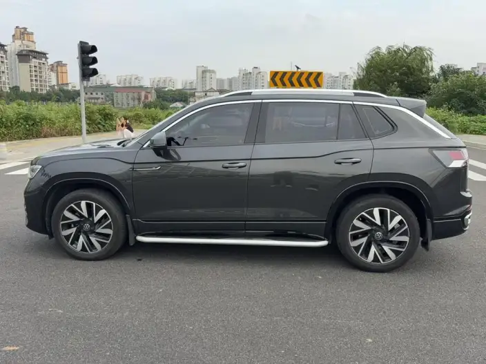 Volkswagen Tayron 2023 Model 330TSI 2WD R-Line High Power Edition – фото 3