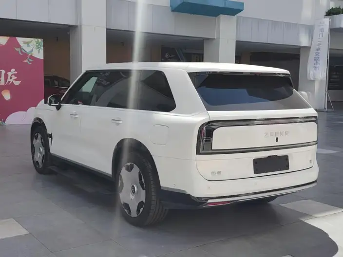 ZEEKR 9X 2025 Model Hyper Edition 70kWh VI seat – фото 4