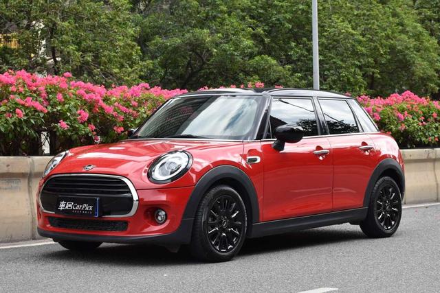 MINI 2019 1.5T COOPER Classic 5-door – фото 1