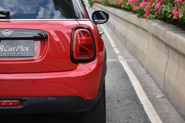 MINI 2019 1.5T COOPER Classic 5-door – фото 6