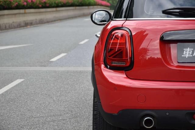 MINI 2019 1.5T COOPER Classic 5-door – фото 7