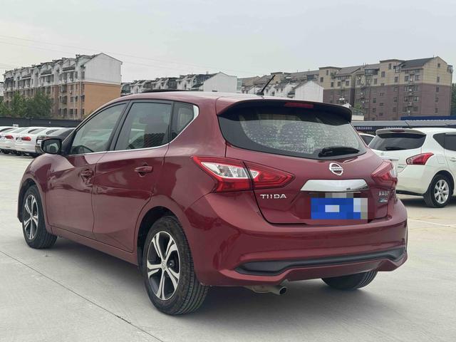 Nissan Tiida 2019 1.6L CVT Smart Drive China VI – фото 10