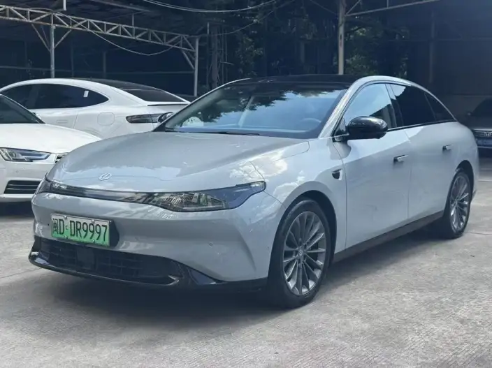 Leapmotor C01 2024 Model EV Edition 525 Exclusive Edition – фото 1