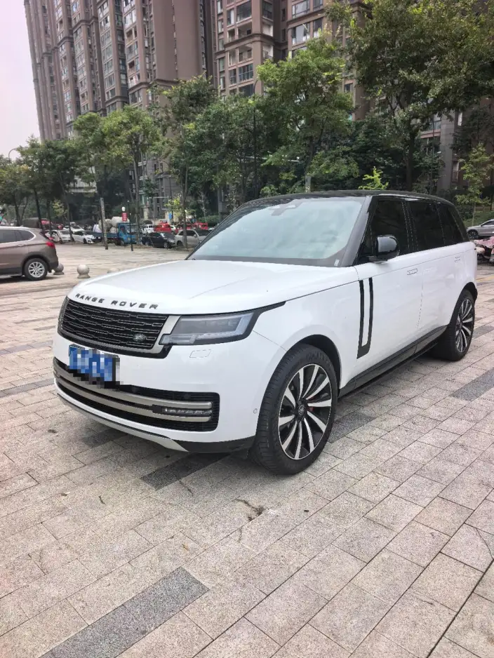 Range Rover 2025 Model 3.0 L6 400PS Shengshi Extended Edition – фото 1