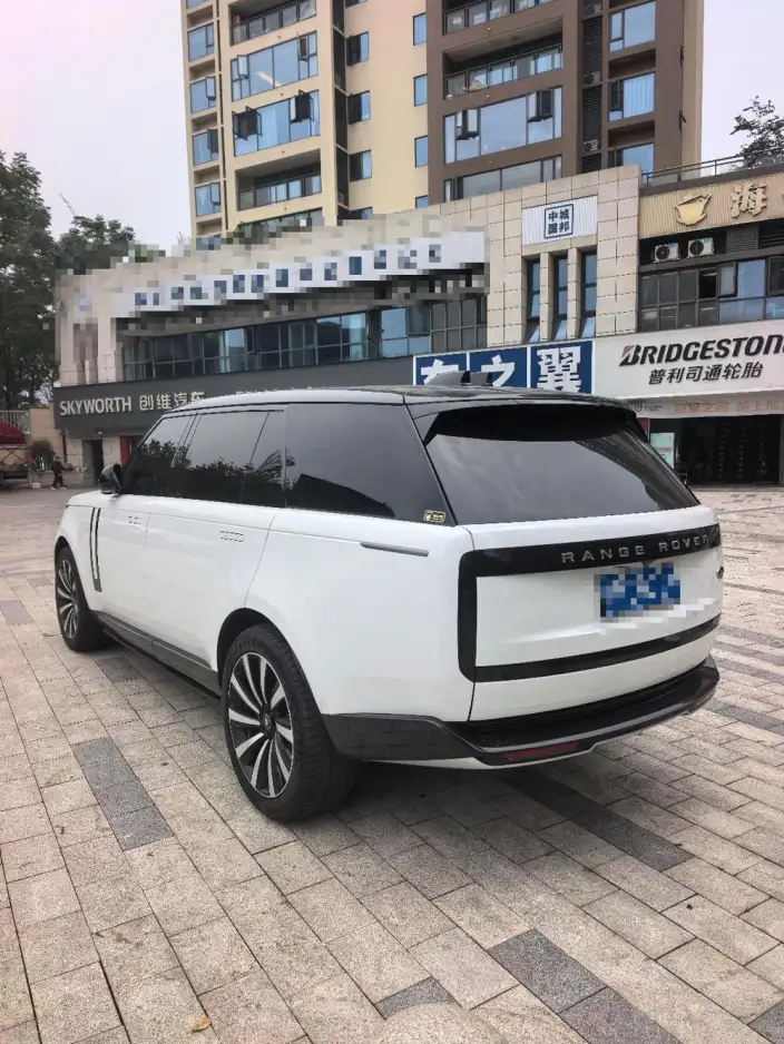 Range Rover 2025 Model 3.0 L6 400PS Shengshi Extended Edition – фото 3