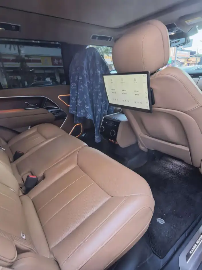 Range Rover 2025 Model 3.0 L6 400PS Shengshi Extended Edition – фото 5