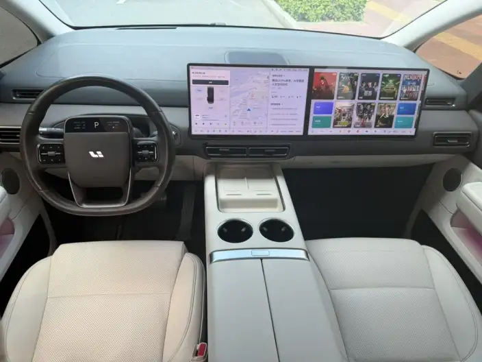 Li Auto MEGA 2024 Model Ultra Edition – фото 8