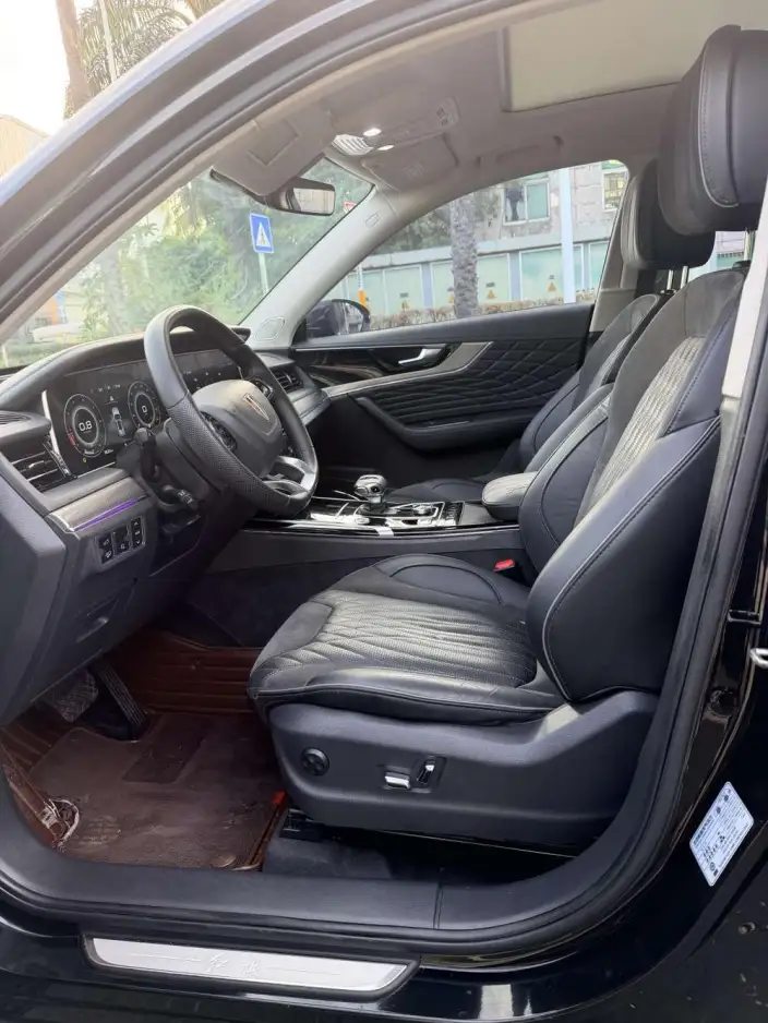 Hongqi HS5 2022 Model 2.0T Smart Flag Enjoy Edition – фото 9