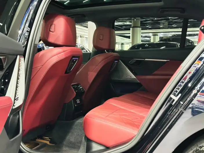 BMW 5 Series 2025 Model 530Li Leading Model Luxury Set – фото 9
