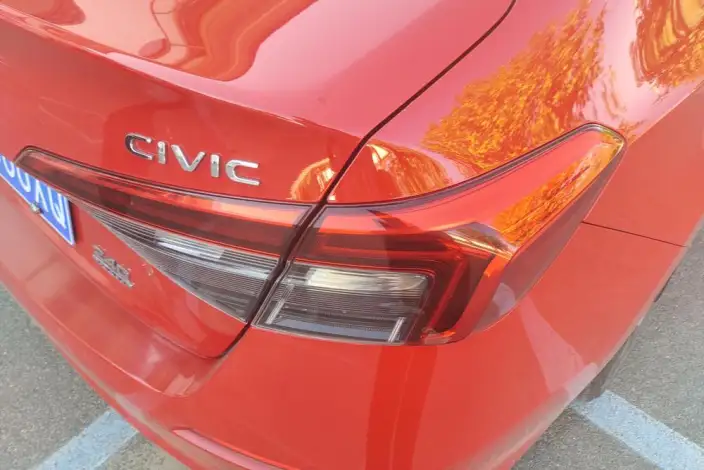 Honda Civic 2022 Model 240TURBO CVT Power Control Edition – фото 8