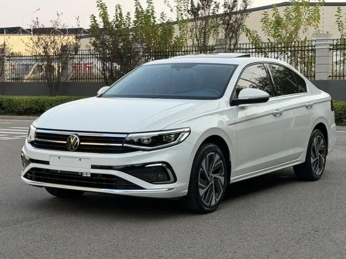 Volkswagen Bora 2023 Model 200TSI DSG Comfort PRO Edition – фото 1