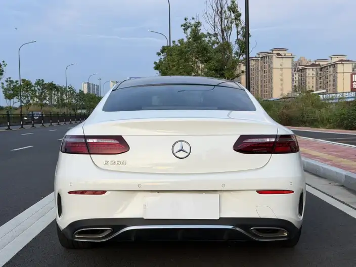 Mercedes-Benz E-Class Imported 2023 Model E 260 Coupe – фото 6
