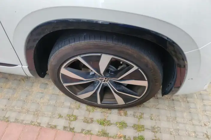 Volkswagen Tayron 2023 Model 380TSI 4WD R-Line Pro Smart Edition – фото 4