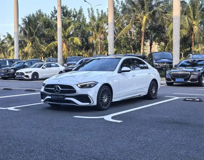 Mercedes-Benz C-Class 2022 Model C 260 L Sports Edition – фото 1