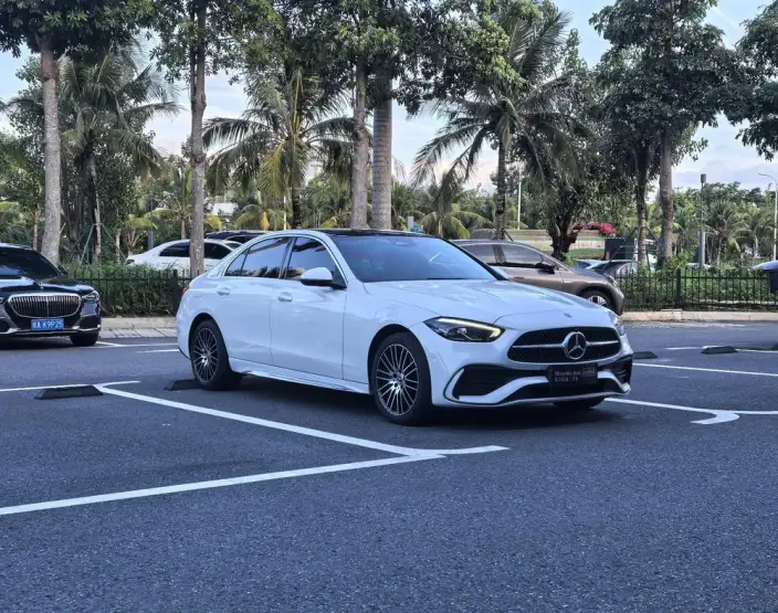 Mercedes-Benz C-Class 2022 Model C 260 L Sports Edition – фото 3