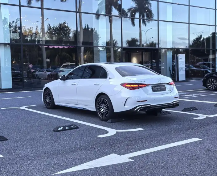 Mercedes-Benz C-Class 2022 Model C 260 L Sports Edition – фото 4