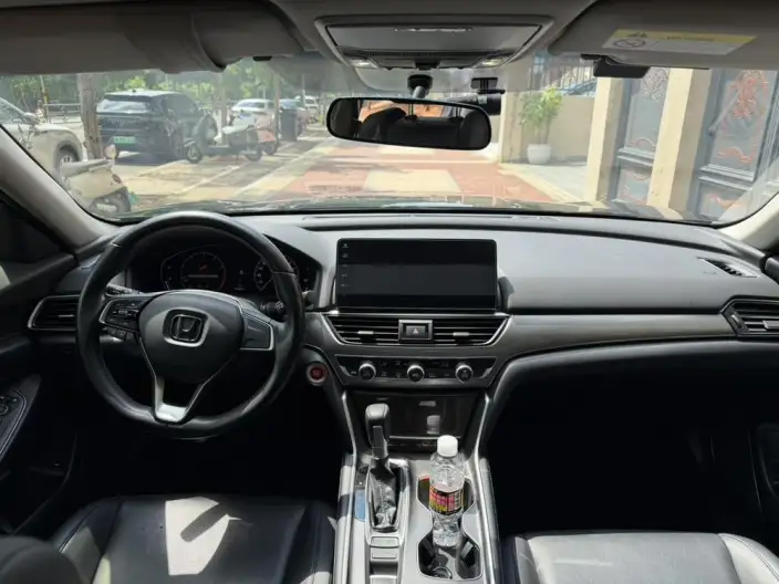 Honda Accord 2022 Model 260TURBO Deluxe Edition – фото 7