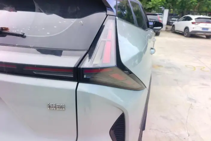 Geely Boyue 2023 Model Geely Boyue COOL 1.5T Smart Connect + – фото 5