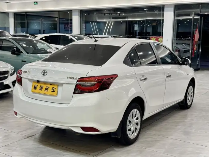 Toyota Vios 2022 Model 1.5L CVT 20th Anniversary Memorial Edition – фото 6