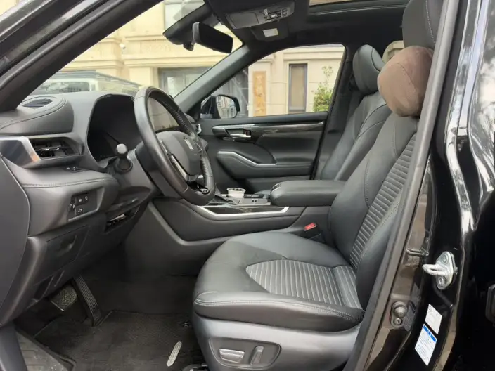 Crown Kluger 2021 Model 2.5L HEV 4WD Premium Edition – фото 8