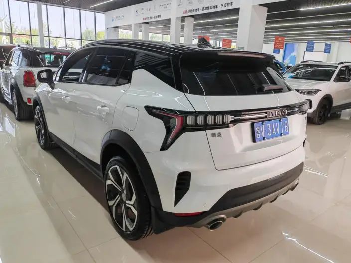 Lynk & Co 06 2023 Model Remix 1.5T Hero – фото 3