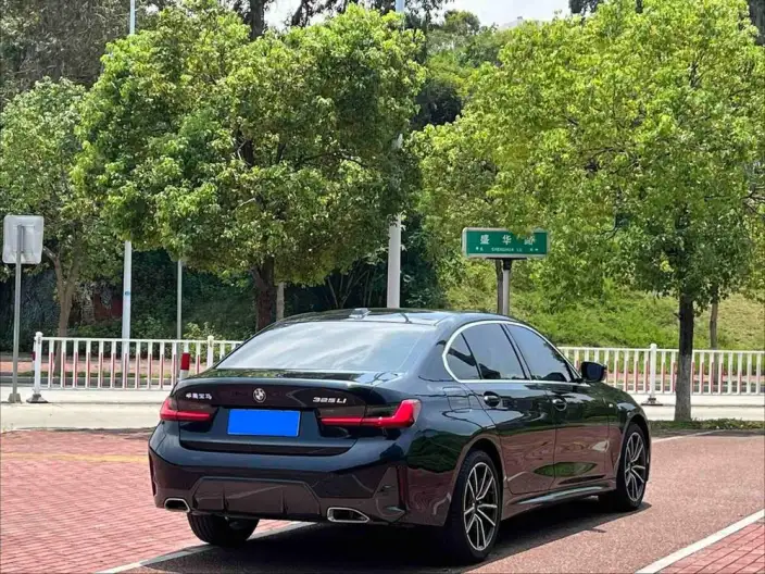 BMW 3 Series 2025 Model 325Li M Sports Set – фото 6