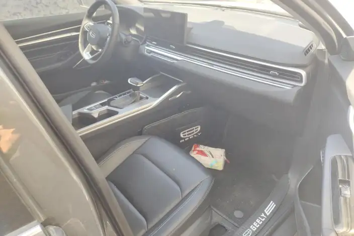 Geely Emgrand 2023 Model No. 4 Gen Champion Edition 1.5L CVT Noble Model – фото 10