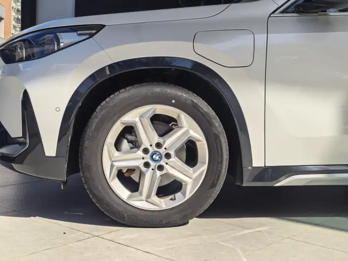 BMW iX 1 2025 Model eDrive25L M Sports Set – фото 7