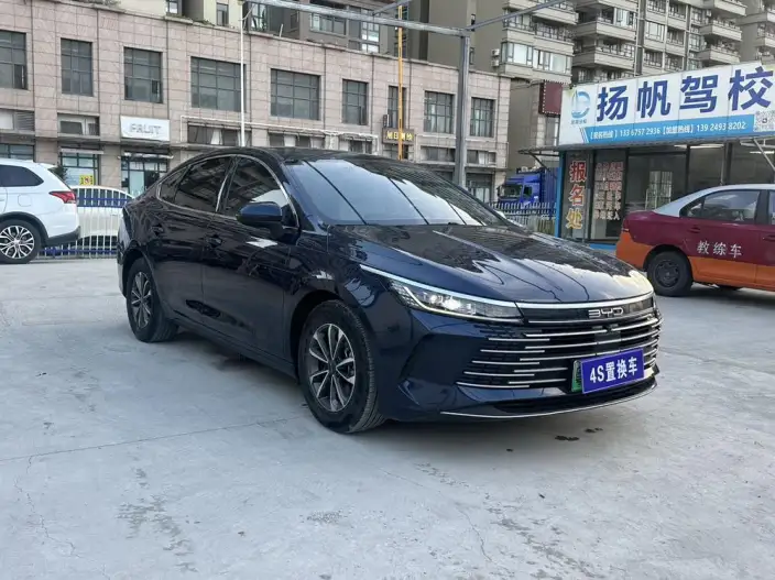 BYD Destroyer 05 2024 Model Honor Edition DM-i 55KM Luxury Model – фото 3
