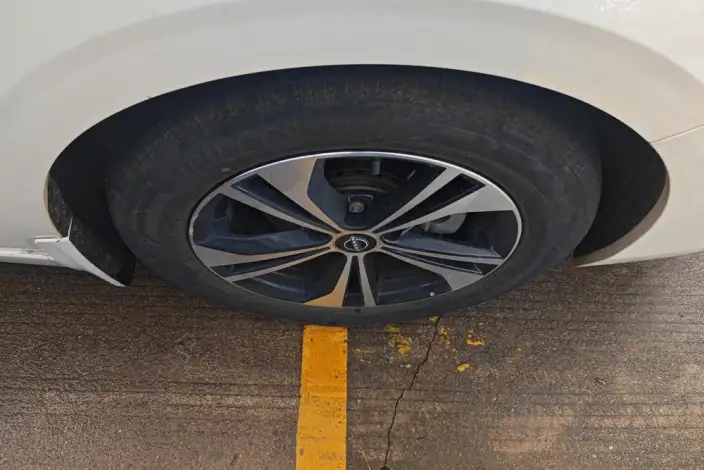 Nissan Sylphy 2023 Model 1.6L CVT Yuexiang Edition – фото 5