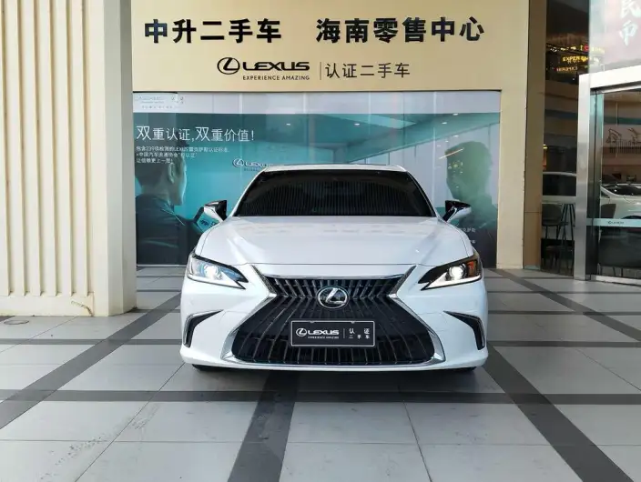 Lexus ES 2022 Model 200 Superior Edition – фото 2