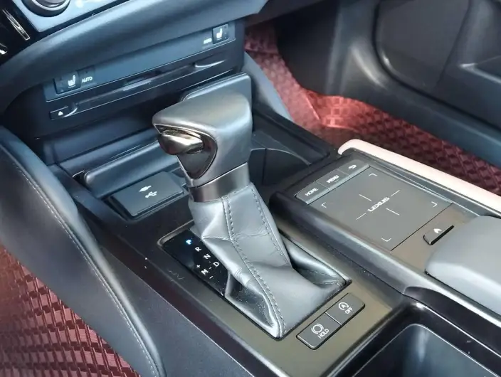 Lexus ES 2022 Model 200 Superior Edition – фото 9