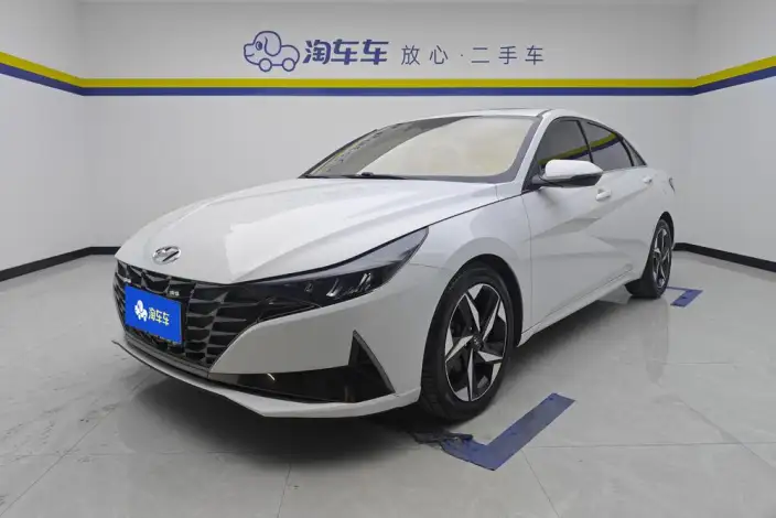 Hyundai Ioniq 2022 Model 1.5L CVT LUX Premium Edition – фото 1