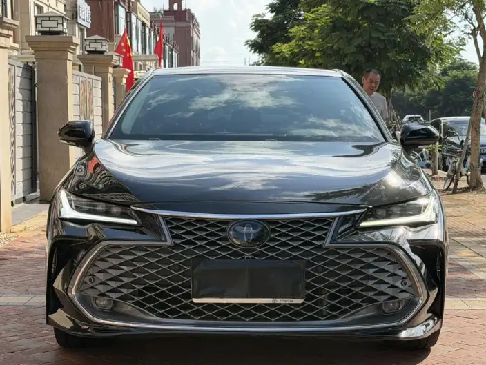 Toyota Avalon 2024 Model 2.0L CVT Deluxe Edition – фото 2