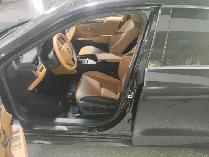 Lexus ES 2025 Model 200 Premium – фото 8