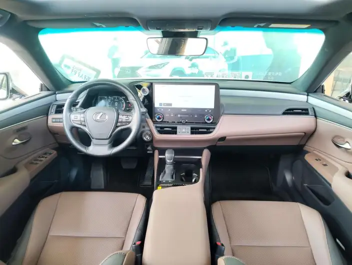 Lexus ES 2025 Model 200 Premium – фото 7