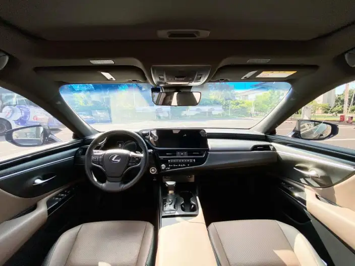 Lexus ES 2022 Model 200 Superior Edition – фото 7